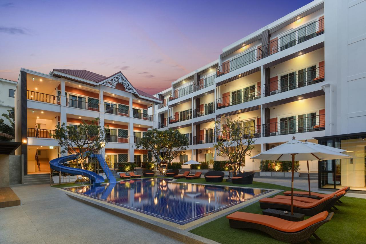 Fx Hotel Pattaya Buitenkant foto